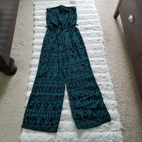 marianne Dresses & Skirts - Very smart overalls dress